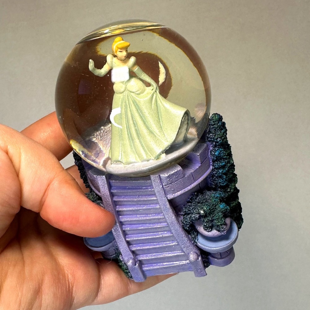Disney Store Exclusive Cinderella Princess Snow Globe